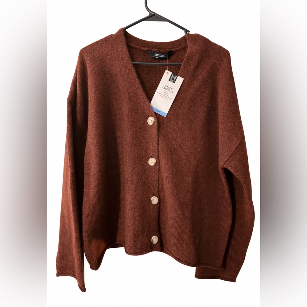 New Members Mark Button V-Neck Down Cardigan. Marroon color.  Women’s Large.